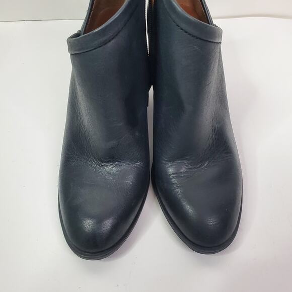 Lucky Brand Women's Size 7M Salza Black Leather Ankle Booties Block Cutout - Picture 2 of 10